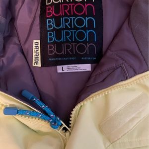 Women’s Burton ski jacket